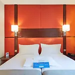 Kyriad Nantes Sud - Aéroport Hotel Bouaye