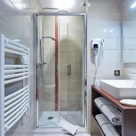 Hotel Kyriad Nantes Sud - Aéroport