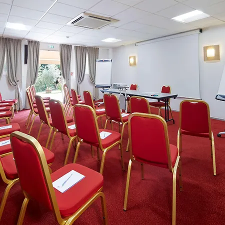 Kyriad Nantes Sud - Aeroport