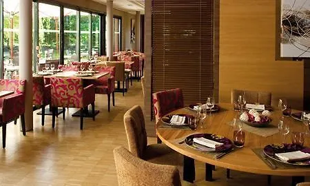 Kyriad Nantes Sud - Aeroport Otel 3*