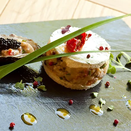 Kyriad Nantes Sud - Aeroport Hotel Bouaye