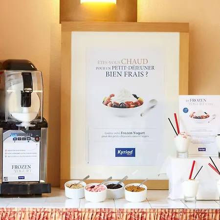 Kyriad Nantes Sud - Aeroport فندق 3*