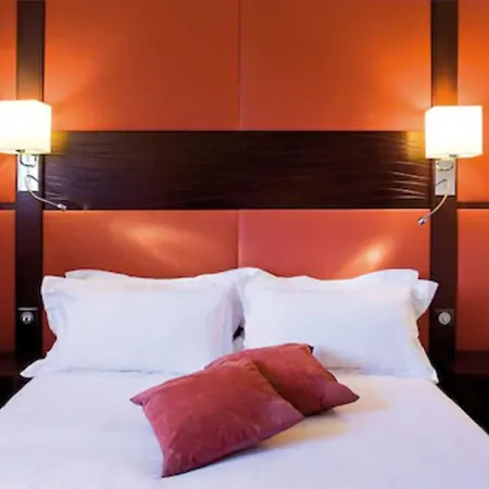 Hotel Kyriad Nantes Sud - Aéroport 3*