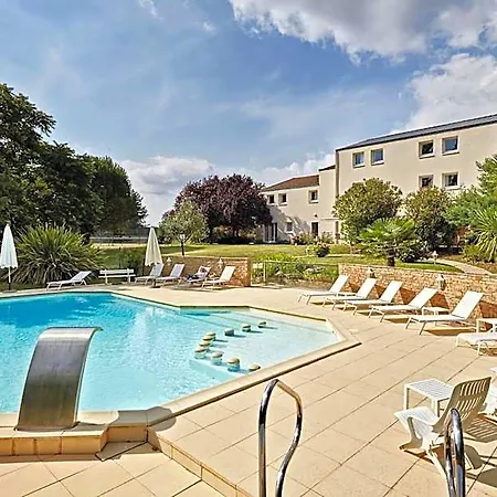 Hotel Kyriad Nantes Sud - Aéroport 3*
