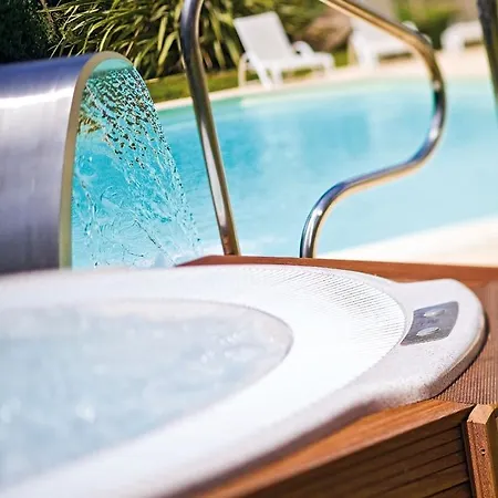Kyriad Nantes Sud - Aeroport Hotel Bouaye