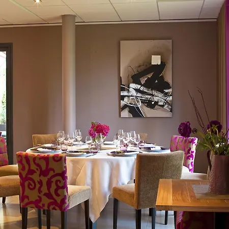 Kyriad Nantes Sud - Aeroport 3*