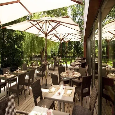 Kyriad Nantes Sud - Aeroport Hotel 3*