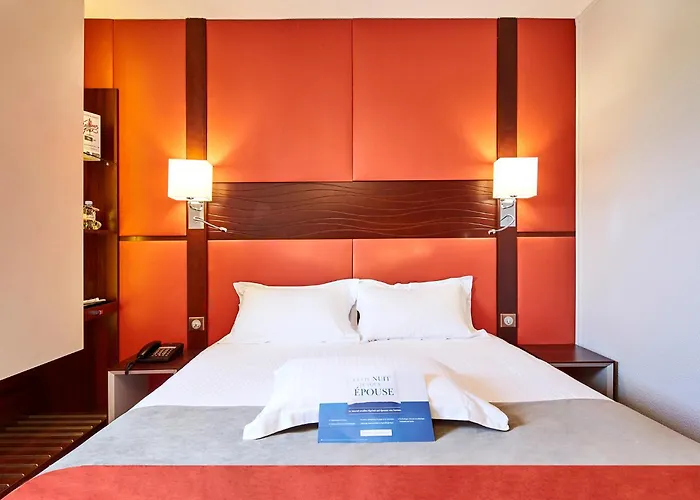 Hotel Kyriad Nantes Sud - Aéroport 3*