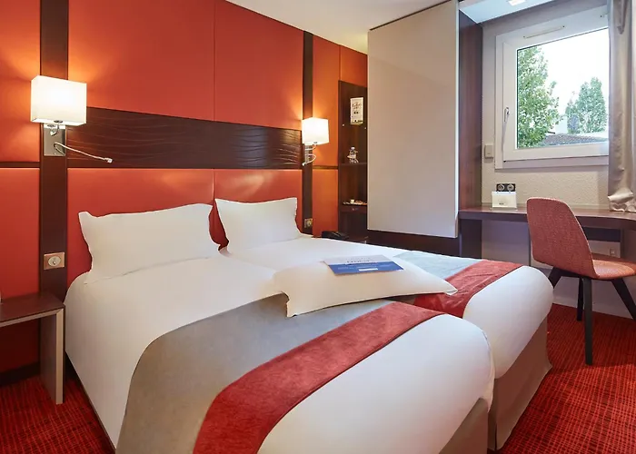 Kyriad Nantes Sud - Aeroport Hotel Bouaye