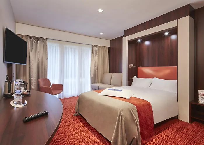 Kyriad Nantes Sud - Aéroport Hotel