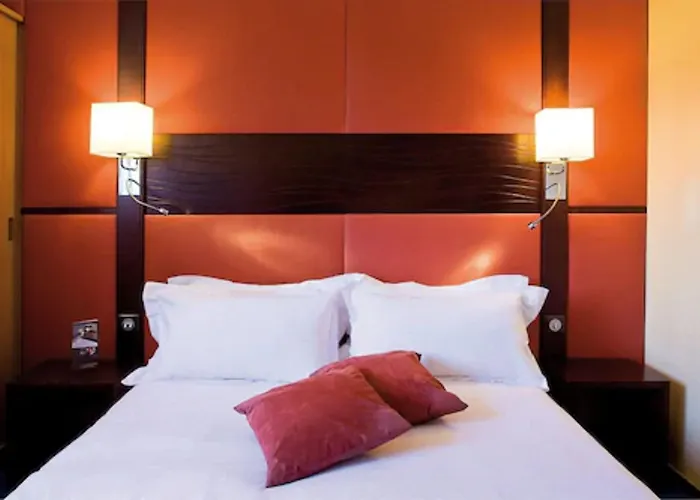 Hotel Kyriad Nantes Sud - Aéroport 3*