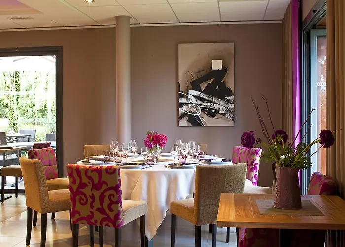 Kyriad Nantes Sud - Aeroport 3*